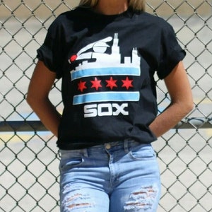 Chicago White Sox T-shirt 2022 Chicago Flag Sizes S-5XL FREE 