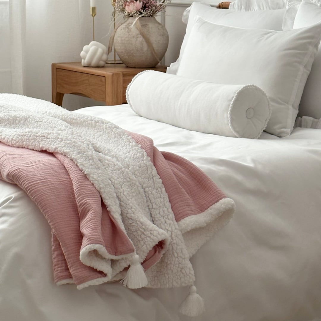 Bubblegum Reversible Muslin Plaid Blanket With Fur Cotton Blanket