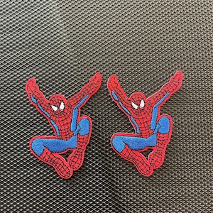 Spider Man character embroidered patches Iron/Sew on NEW set of 2