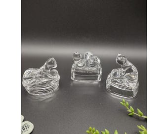Vintage Set of 3 Avon Cats & Yarn Paperweight Figurines, 24% Lead Crystal Glass
