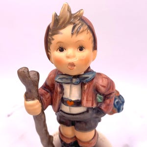 Goebel Hummel Figurine Country Suitor #760 M.I. Club 1995/96 Exclusive Germany