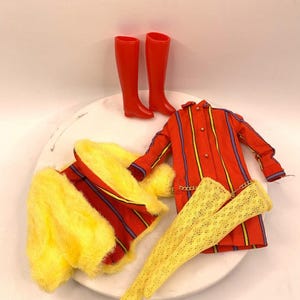 Vtg Mod Barbie Smasheroo Outfit #1860 Yellow Jacket Dress Boots Hose Original