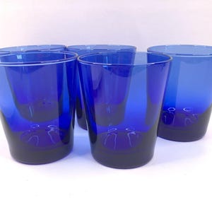Set of 5 Anchor Hocking Cobalt Blue Glass Tumblers 4&quot; Vintage Rocks Glasses