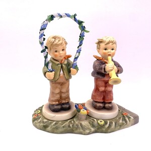 Goebel Hummel Sounds of Spring Figurine Fredi & Moritz M.I. Hummel Club Limited Edition