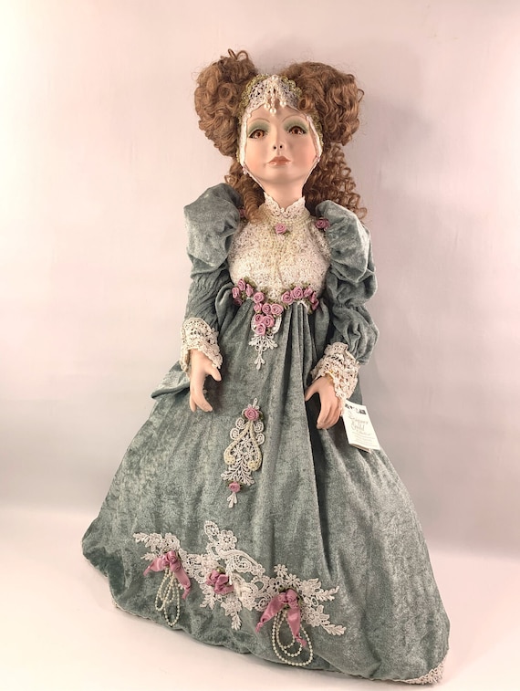Patricia Loveless “lady Theodora” 26″ Camelot French Victorian