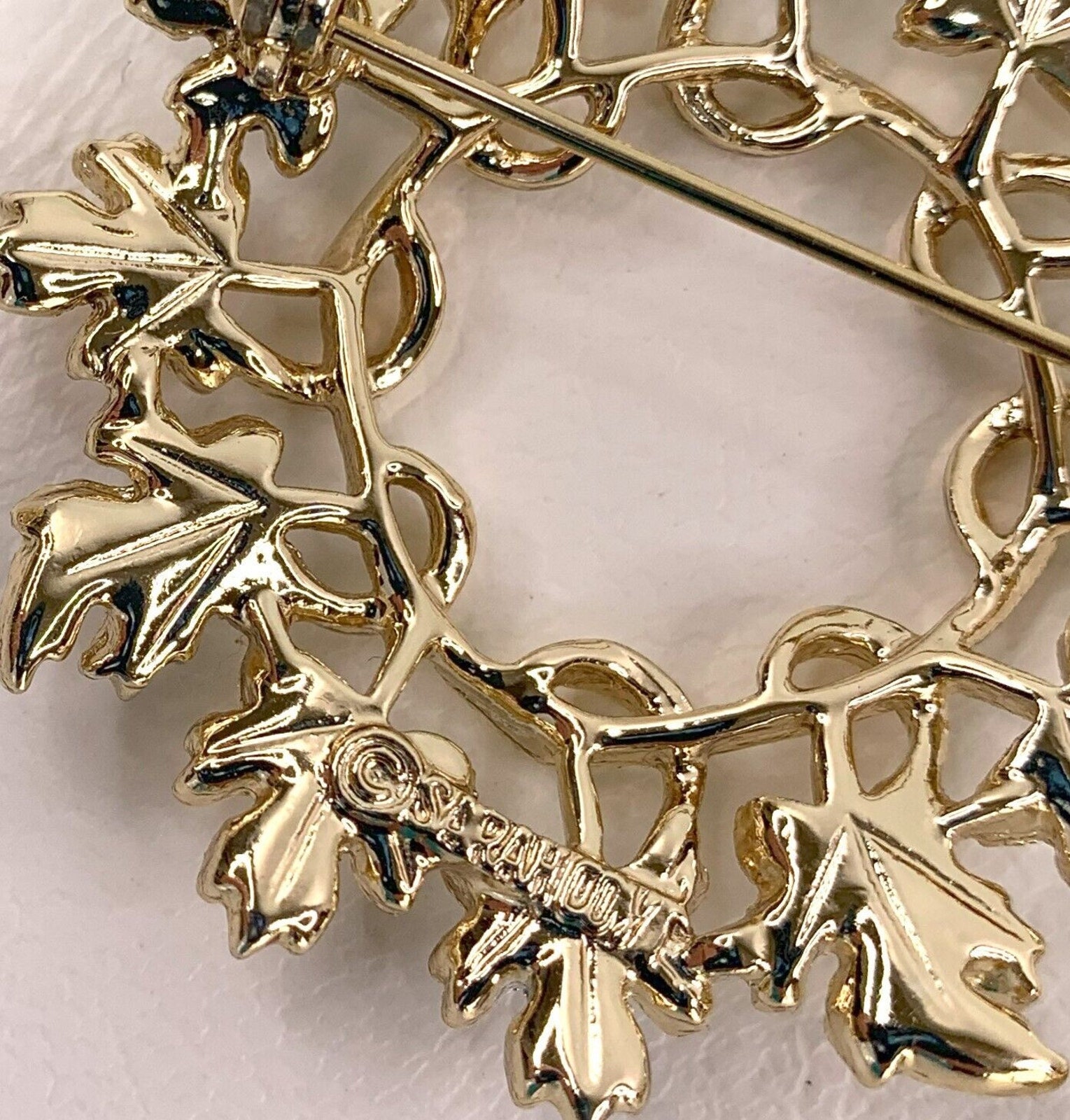 Vintage Sarah Coventry Gold & Silver Leaf Brooch and 