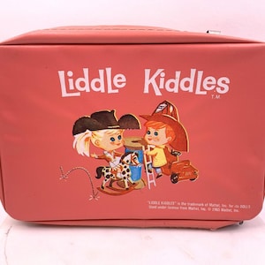 Vtg 1965 Mattel Liddle Kiddles Vinyl Carrying Case Pink Fireman Cowboy Graphics
