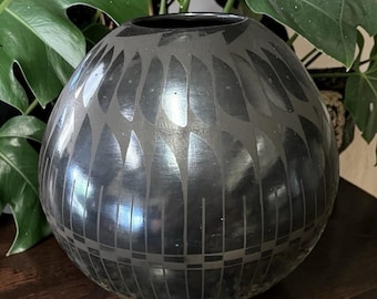Mata Ortiz Pottery Abigail Marin Black On Black Vase Olla Art Ceramic Mexican