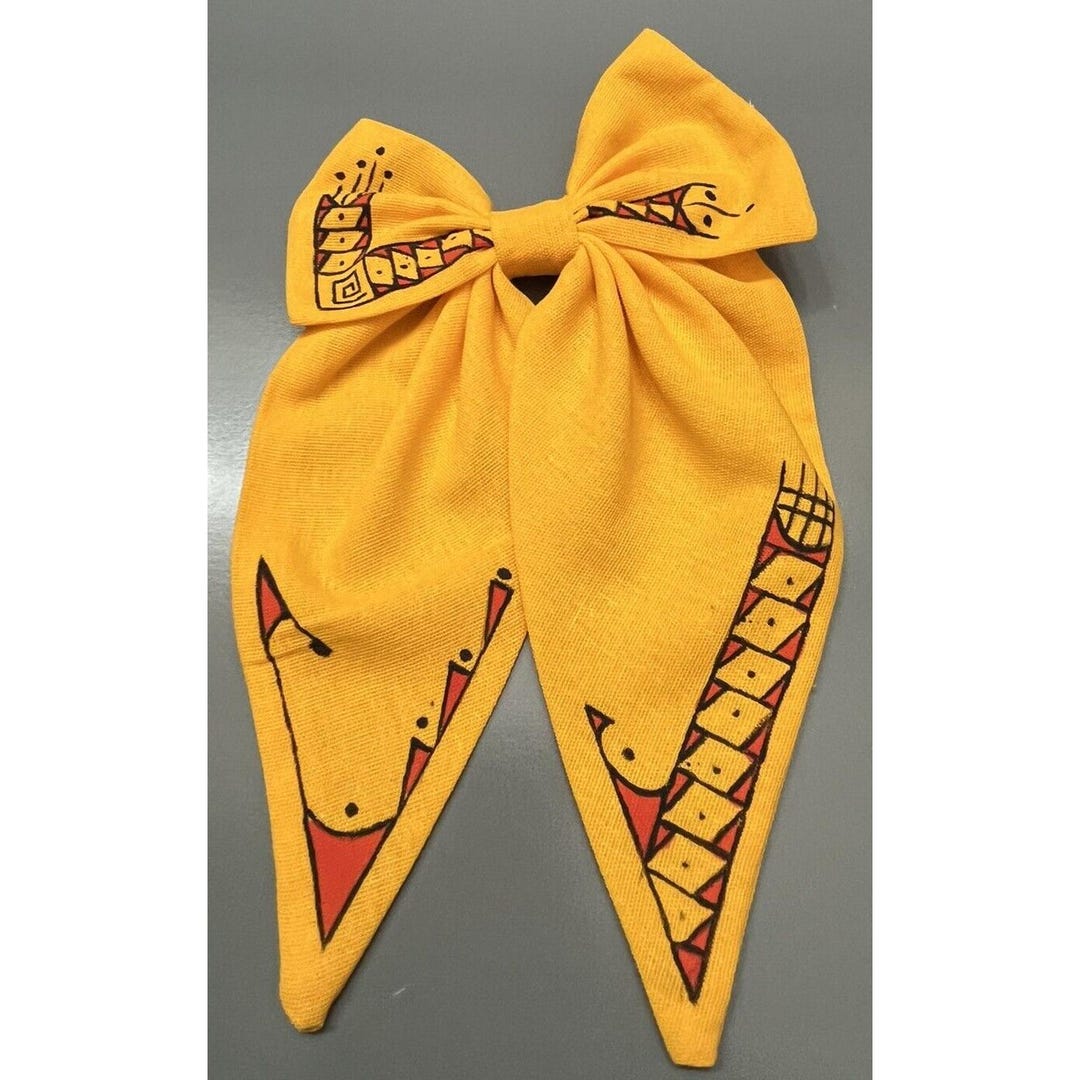 Mata Ortiz Pottery Viviana Martinez Design Yellow Hair Ribbon Collar ...