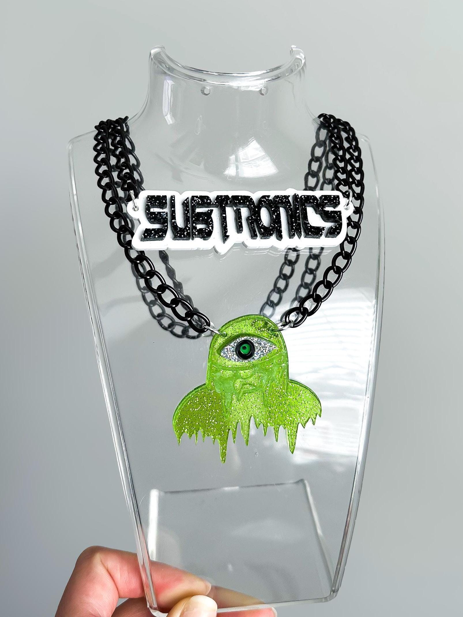Collar Subtronics en capas (joyería EDM, accesorios para festivales de música, dubstep, bajo, joyería subtronics, collar cíclope, rave, Lostlands)