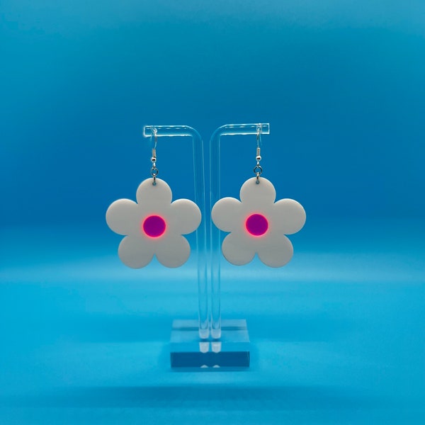Daisy Earrings (EDM jewelry, music festival accessory, edm earrings, groovy outfit, EDC earrings, flower earrings, festival jewelry)