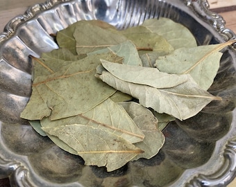 Organic Dried Bay Leaves - Witchcraft Herb, Laurus Nobilis