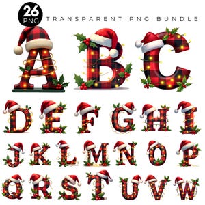 Puede incluir: Un paquete PNG transparente que presenta el alfabeto, cada letra diseñada con un patrón de cuadros rojos y negros. Cada letra está adornada con un gorro de Papá Noel, acebo y luces de cadena. La esquina superior izquierda muestra "26 PNG" y el texto "TRANSPARENT PNG BUNDLE".