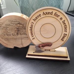 Axt Motiv Vatertag Untersetzer, Ständer und Damast Miniatur Axt