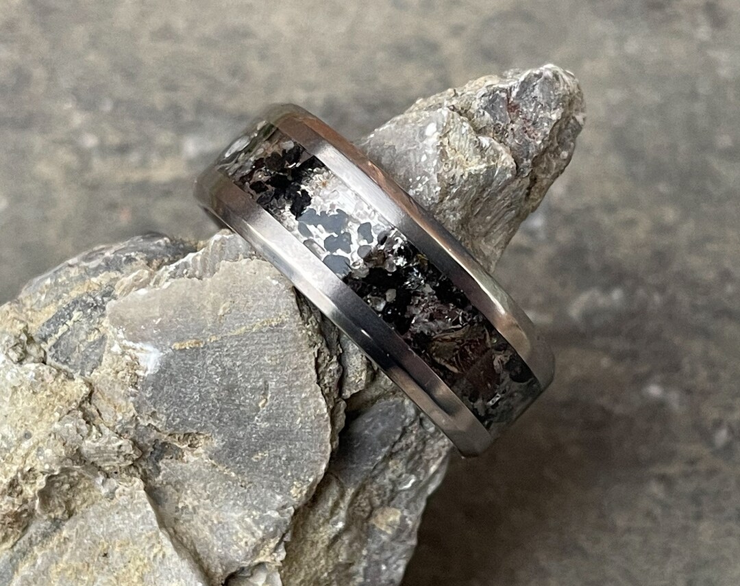 Sand Inlay Titanium Ring Use Your Own Sand. Men 8mm Women 4mm Wedding ...