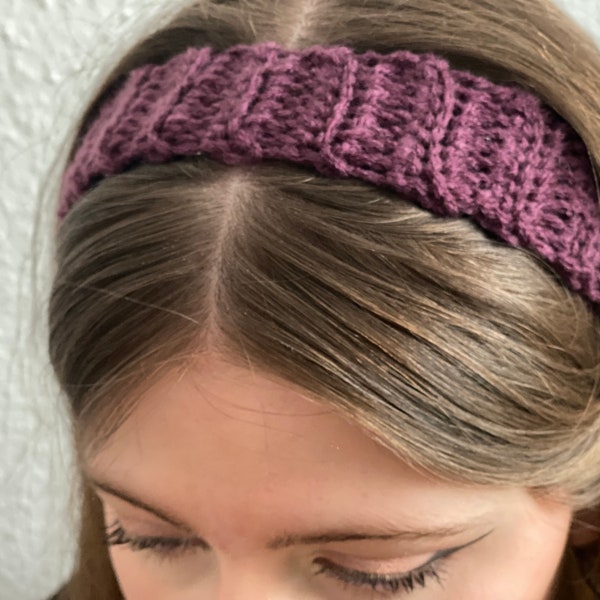 Crocheted and knitted headband made of cotton or synthetic yarn