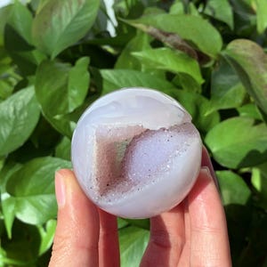 35mm+ Natural Agate Geode Ball,Quartz Crystal Ball,Crystal Sphere,Mineral Specimen,Home Decor,Crystal Energy,Reiki Healing,Crystal Gift 1pc