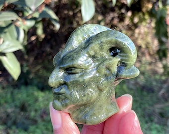 2.2‘’ Natural Green Jade Goat Skull, Crystal Skull, Home Decor, Reiki Healing, Halloween Gift
