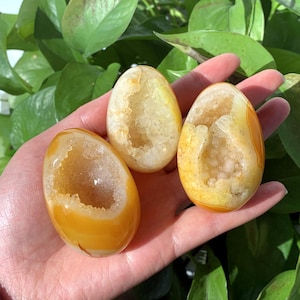 50mm+ Natural Agate Geode Egg,Quartz Egg,Gemstone Egg,Crystal Egg,Crystal Cluster,Home Decor,Reiki Heal,Crystal Gift,Crystal Chakra 1pc