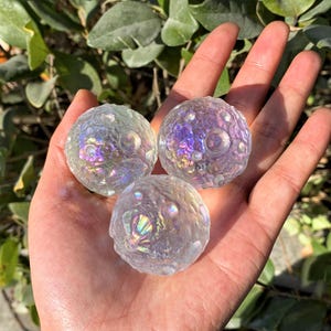 1pc Titanium Rainbow Moon,Quartz Moon,Mineral samples,Crystal carving,Reiki Healing,Crystal collection,home decoration,Crystal Gift 60g+