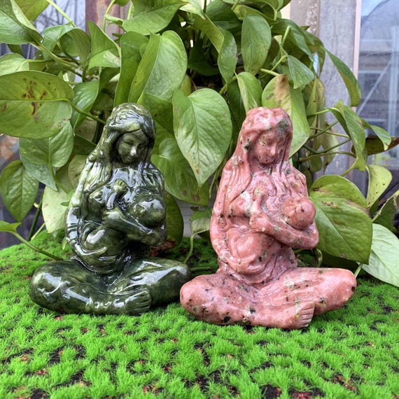 Hand Carved Unakite Mother Earth Goddess Sculpture: Crystal Gaia Decor
