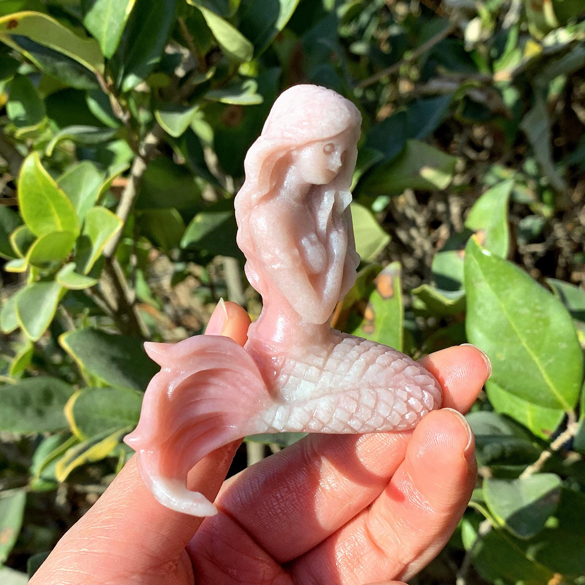 2.5‘’ Natural Pink Opal Mermaid,Quartz Crystal Mermaid,Crystal Sculpture,Mineral Specimen,Crystal Energy,Home Decoration,Crystal Gifts 1pc