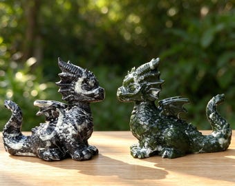 Natural Orca agate & serpentine Dragon Figurine, Crystal Baby Dragon, Home Decor, Witchy Fantasy Gift