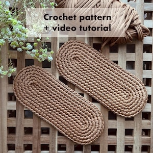 Oval base crochet pattern for intermediate and advanced, written instructions and video tutorial, perfect base for crochet baskets and bags