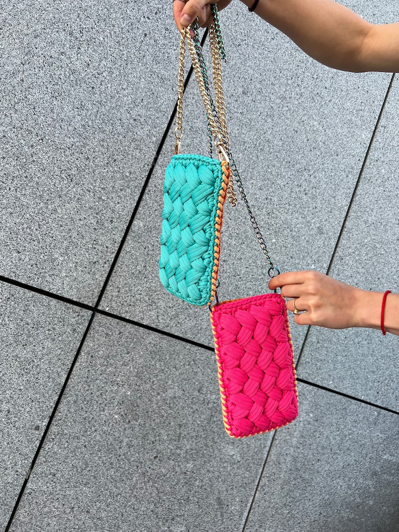 Phone bag crochet pattern, festival bag video tutorial, mini phone pouch, small phone accessories, diy crafts, english PDF file image 4