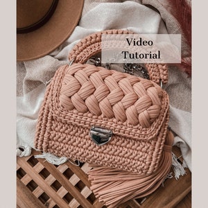 Crochet bag pattern, detailed video tutorial, step by step pattern, high fashion diy crocheted purse, do it yourself handmade craft project