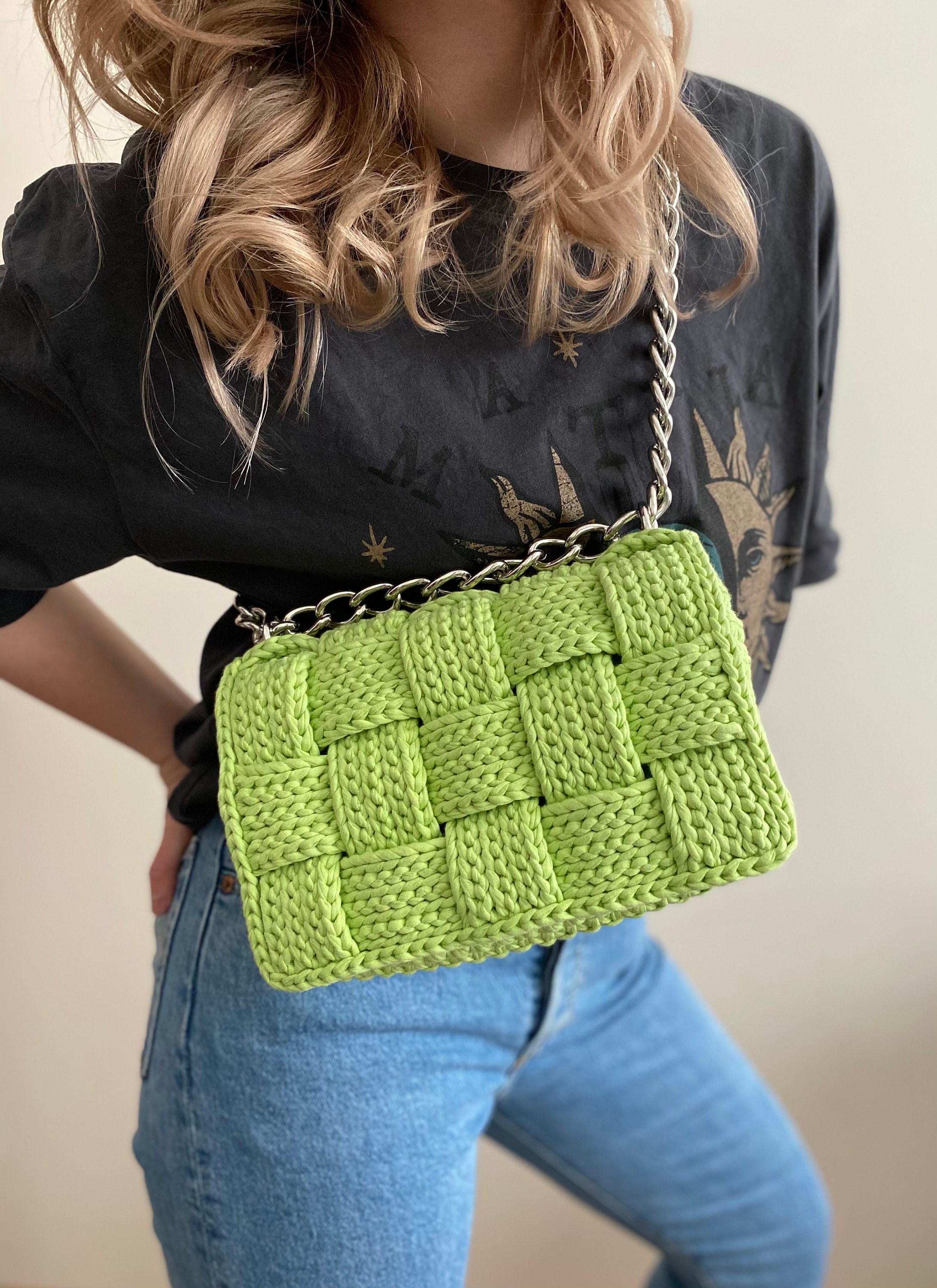 Crochet bag video tutorial step by step pattern high fashion Etsy España