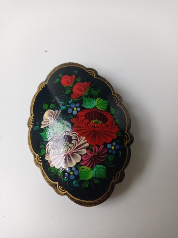Vintage Russian Lacquer Brooch-Hand Painted-Signe… - image 2