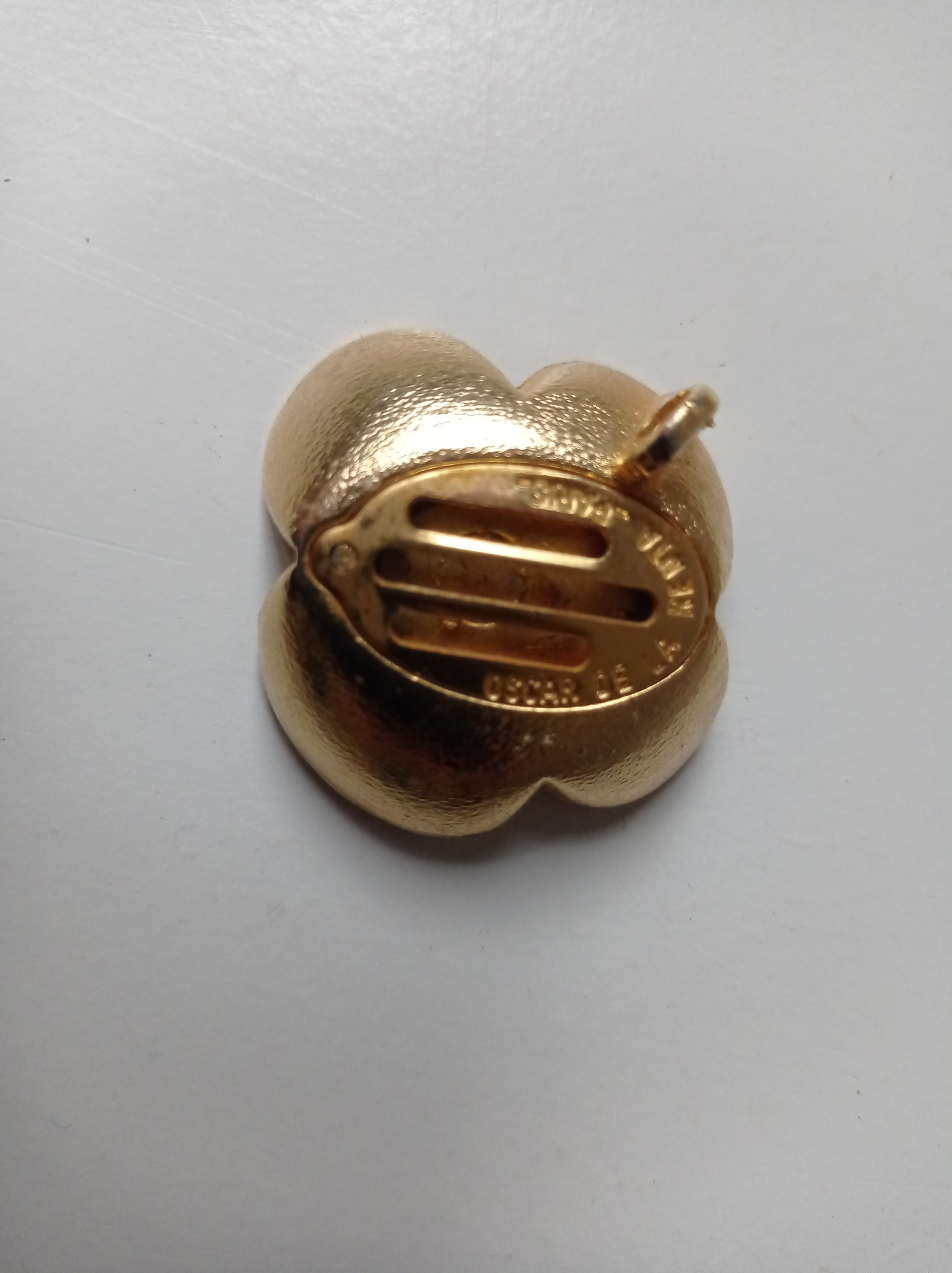 Signed Oscar De La Renta (perfume)flower Perfume Necklace