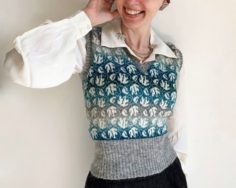 Custom 1940s-inspired Knitted Fair Isle Vest with Ivy Leaf Pattern against a Variegated Background, up to chest size 36" / 92 cm