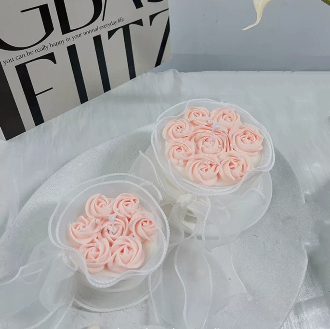 150g Flower Bouquet Candle, Elegant Flower Candle, Scented Rose Bouquet