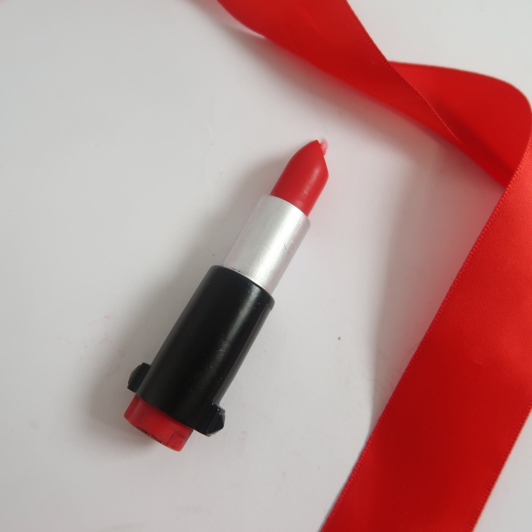 Candy Lipstick Candle Pot Melting Pot 900 ml za 461 Kč - Allegro