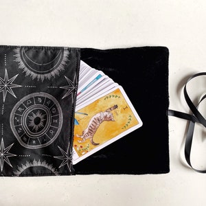 Tarot & Oracle Card Wrap, Casting Pouch, Reading Cloth, Divination Tools, Tarot Holder, Card Mat, Velvet Lined, Witchy Gifts l