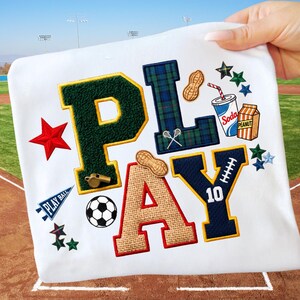 Parche de chenilla PLAY Sports Design, sublimación multideportiva universitaria PNG (descarga digital)