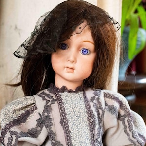 Haunted Porcelain Doll: Evie, Spirit of Eleanor