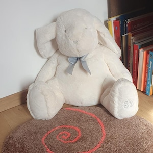 St Lucia eye rug tufted