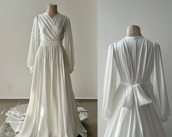 Robe de mariée blanche, robe de mariée longue, robe de mariée simple, robe de mariée ajustée, robe de mariée modeste et robe de mariée élégante