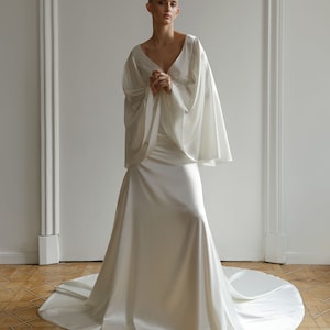 Robe de mariée élégante, robe de mariée en satin, robe de mariée bohème, robe de mariée ivoire, robe de mariée hippie, robe de mariée en soie image 2