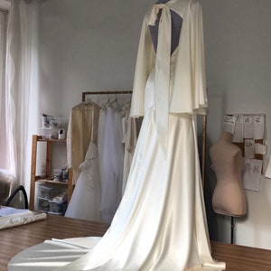 Robe de mariée élégante, robe de mariée en satin, robe de mariée bohème, robe de mariée ivoire, robe de mariée hippie, robe de mariée en soie image 6