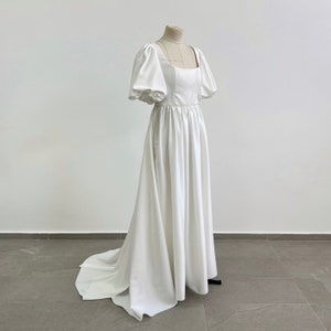 Robe de mariée blanche, robe de mariée bohème, robe de mariée simple, robe de mariée rustique, robe de mariée modeste et robe de mariée décontractée