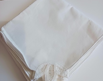 8 Battenburg Lace Napkins in White