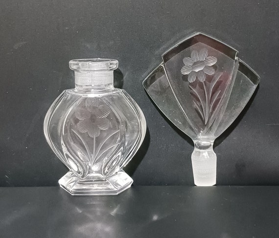 PERFUME BOTTLE Clear Glass with Etched Flowers - image 6