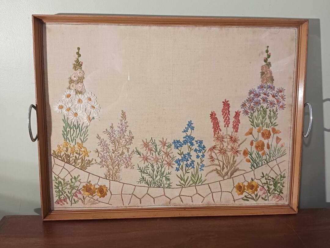 Edwald Linen EDWARDIAN Embroidered Linen Encased in Wooden Tray 16.5