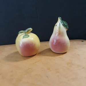 Vintage Apple and Pear Salt and Pepper Shakers