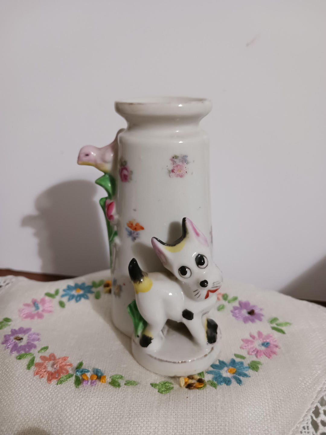 VINTAGE 4" Porcelain Vase With Flowers, Bird and Little Puppy - Etsy