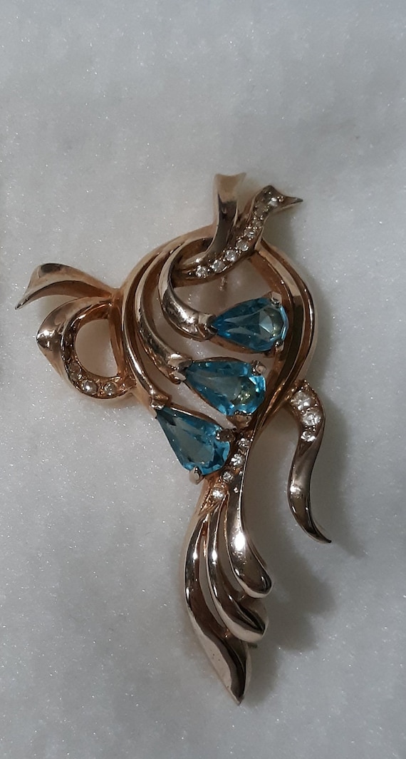 Vintage Gold Pin with Blue and Clear Rhinestones